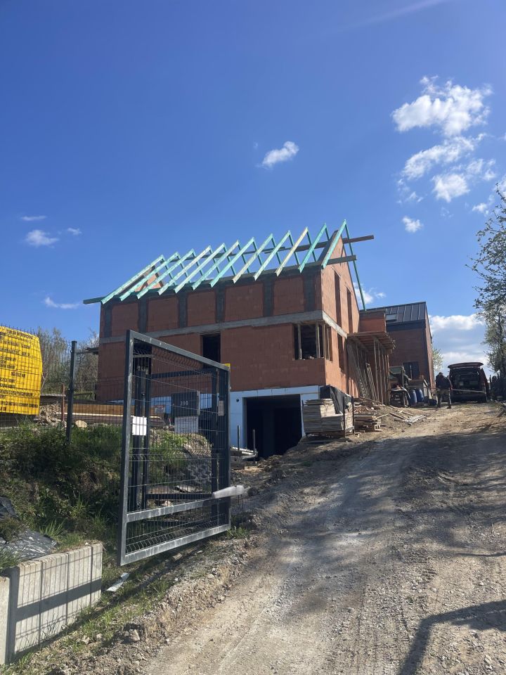 dom wolnostojący, 5 pokoi Biskupice Pacówki. Zdjęcie 10