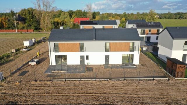 bliźniak, 5 pokoi Ostrołęka, ul. Wierzbowa. Zdjęcie 3