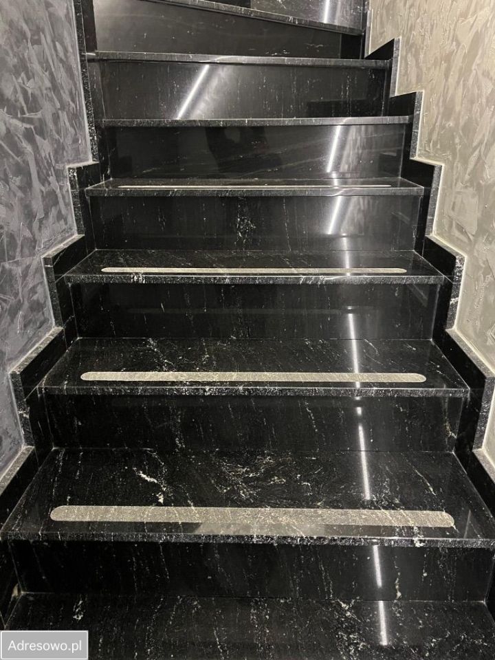 dom szeregowy, 5 pokoi Karwiany. Zdjęcie 16