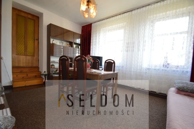 dom wolnostojący, 6 pokoi Karłowice. Zdjęcie 4