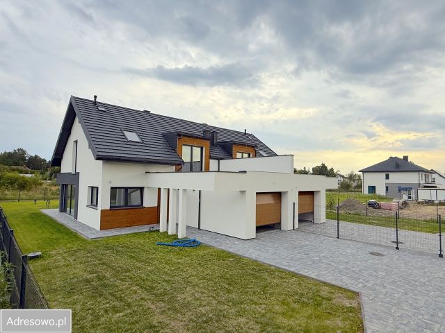 bliźniak, 5 pokoi Stara Wieś, ul. Łosia. Zdjęcie 1