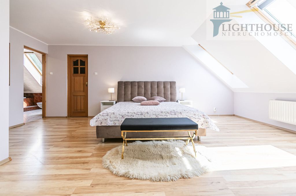 dom wolnostojący, 7 pokoi Trąbki Wielkie. Zdjęcie 11