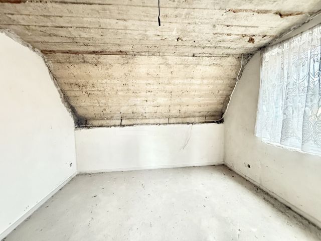 dom wolnostojący, 7 pokoi Lesica Bławatków. Zdjęcie 15