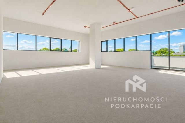Biuro Rzeszów Śródmieście, ul. Fryderyka Szopena. Zdjęcie 4