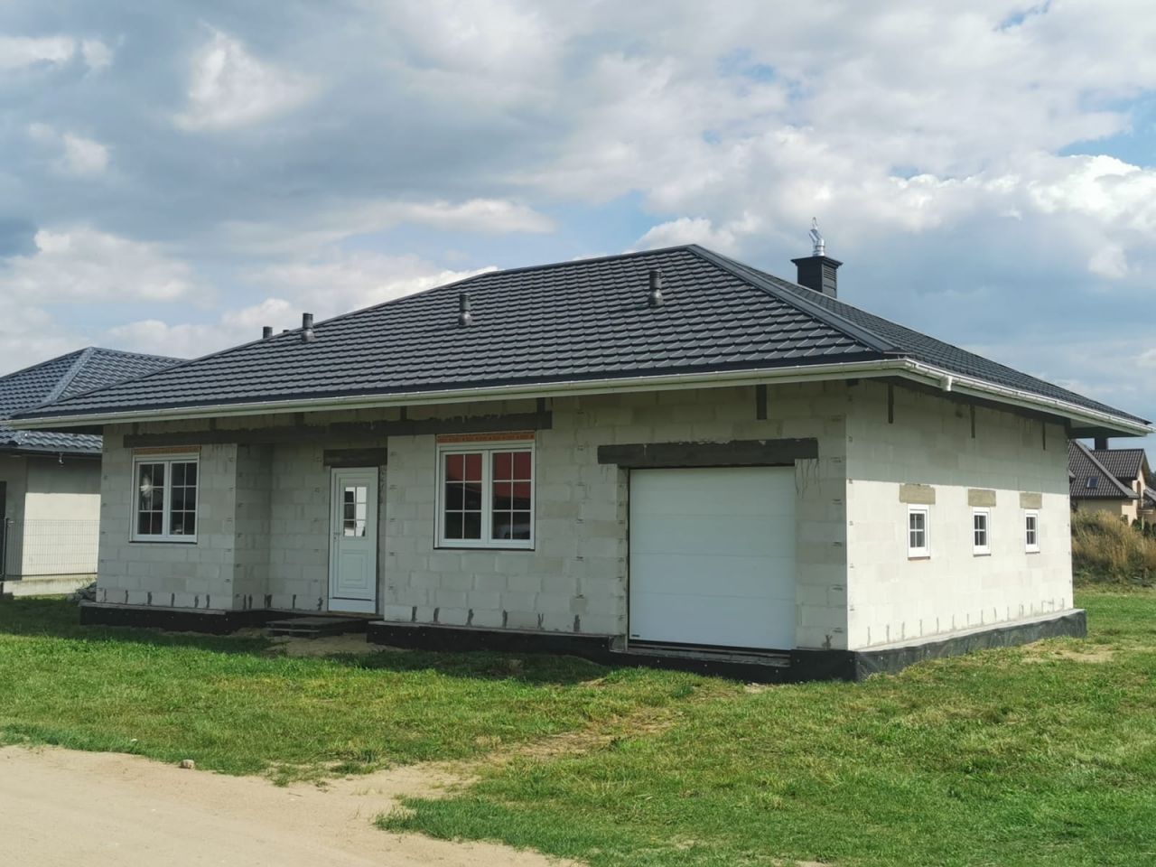 dom wolnostojący, 4 pokoje Łyse Czarnia, ul. Topolowa. Zdjęcie 1