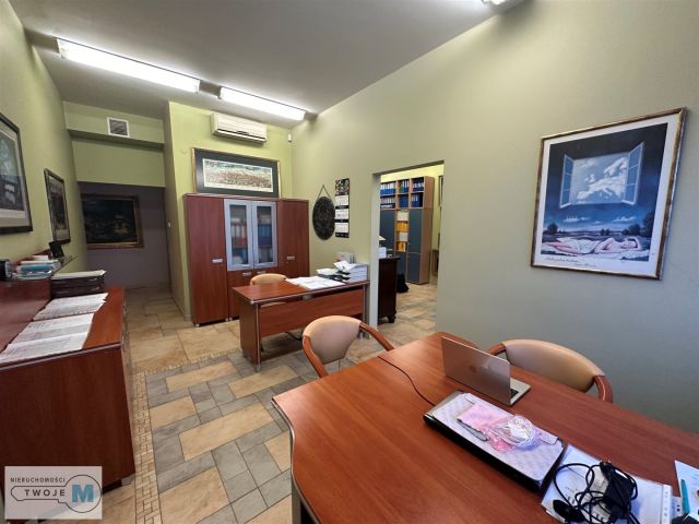 Mieszkanie 7-pokojowe Kielce Uroczysko. Zdjęcie 3