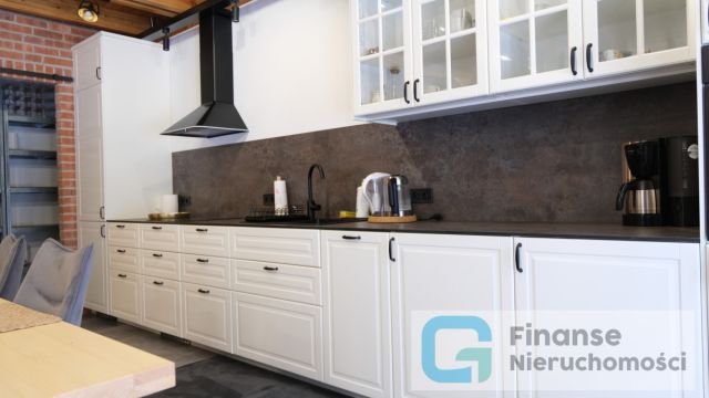 dom wolnostojący, 3 pokoje Borowiny. Zdjęcie 2