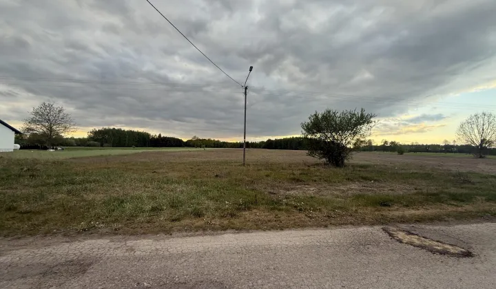 Działka budowlana Piskornica, Piskornica