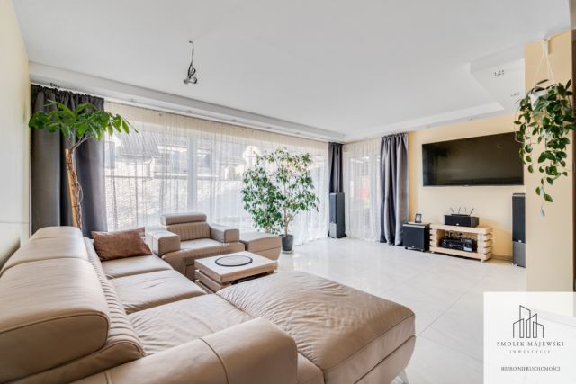 dom szeregowy, 4 pokoje Radwanice, ul. Jaśminowa. Zdjęcie 1