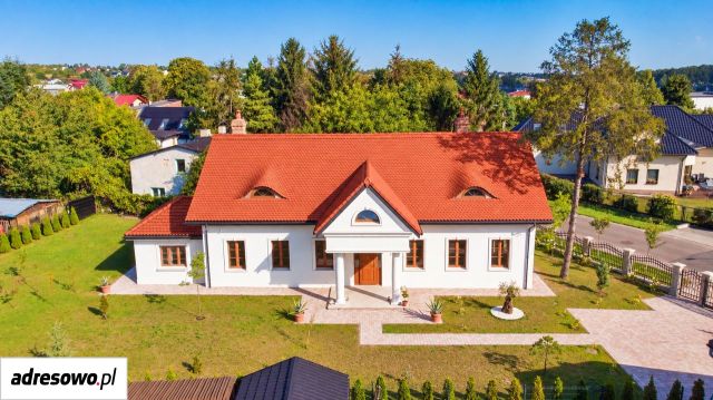 dom wolnostojący, 7 pokoi Orzech, ul. Wieczorków. Zdjęcie 1