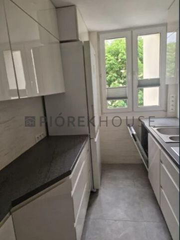 Mieszkanie 3-pokojowe Warszawa Ochota, ul. Księcia Trojdena. Zdjęcie 1