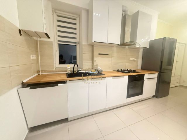 Mieszkanie 3-pokojowe Warszawa Wola, ul. Sienna. Zdjęcie 8