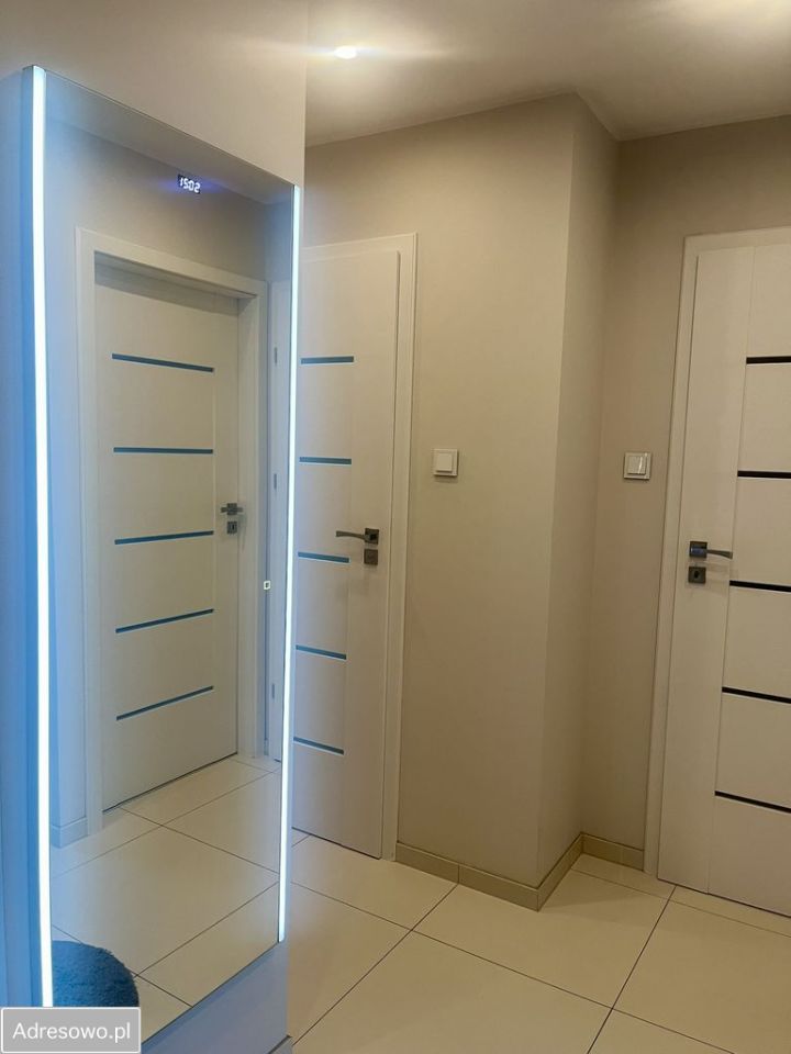 Mieszkanie 3-pokojowe Dzierżoniów, os. Tęczowe. Zdjęcie 2