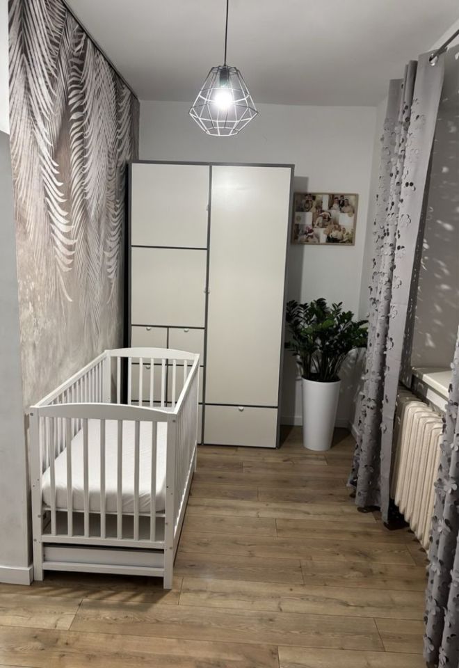 Mieszkanie 3-pokojowe Guzów. Zdjęcie 4