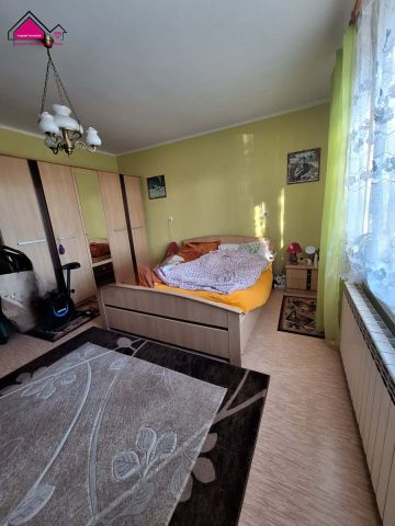 dom wolnostojący, 5 pokoi Kijowiec. Zdjęcie 16