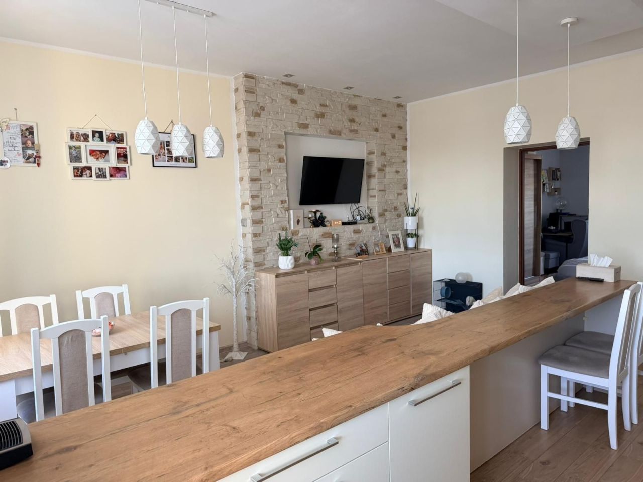 Mieszkanie 3-pokojowe Bobolice, ul. Pocztowa. Zdjęcie 1