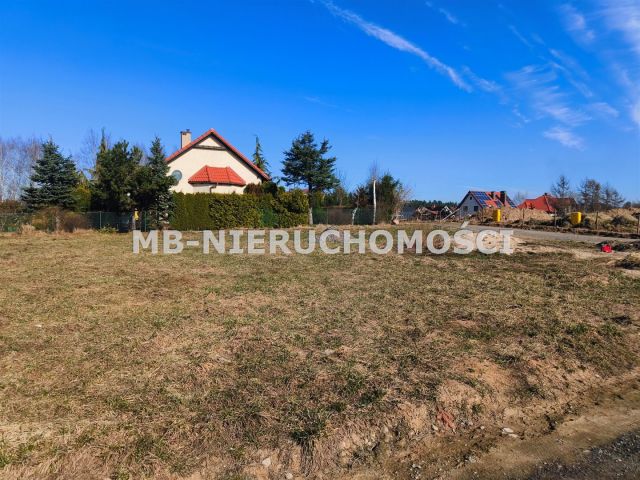 Działka budowlana Ługwałd, Żółta. Zdjęcie 1