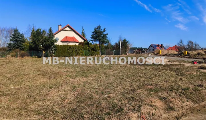 Działka budowlana Ługwałd, Żółta