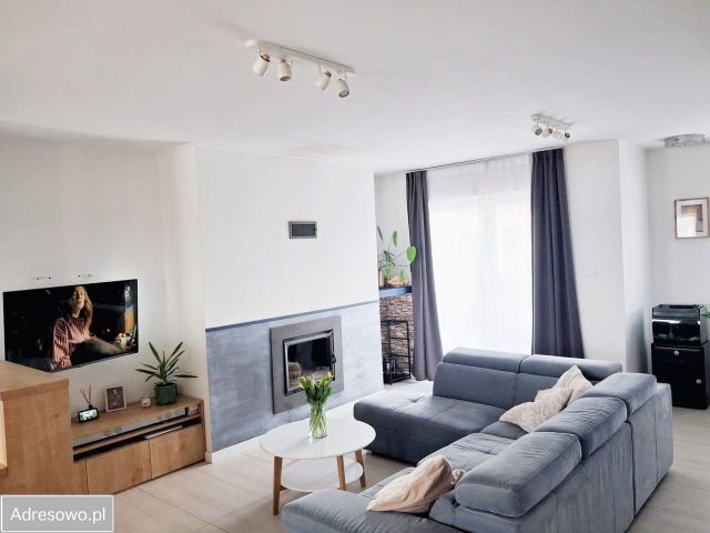 Mieszkanie 5-pokojowe Piecowice. Zdjęcie 1