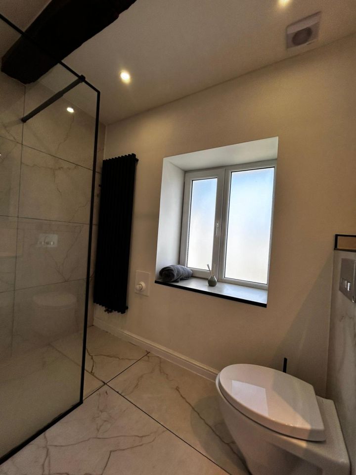 dom wolnostojący, 3 pokoje Słucz. Zdjęcie 5