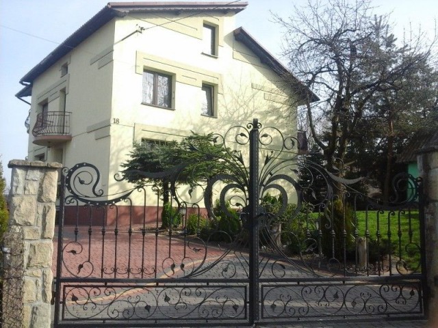 dom wolnostojący, 4 pokoje Dobczyce, ul. Dębowa. Zdjęcie 1