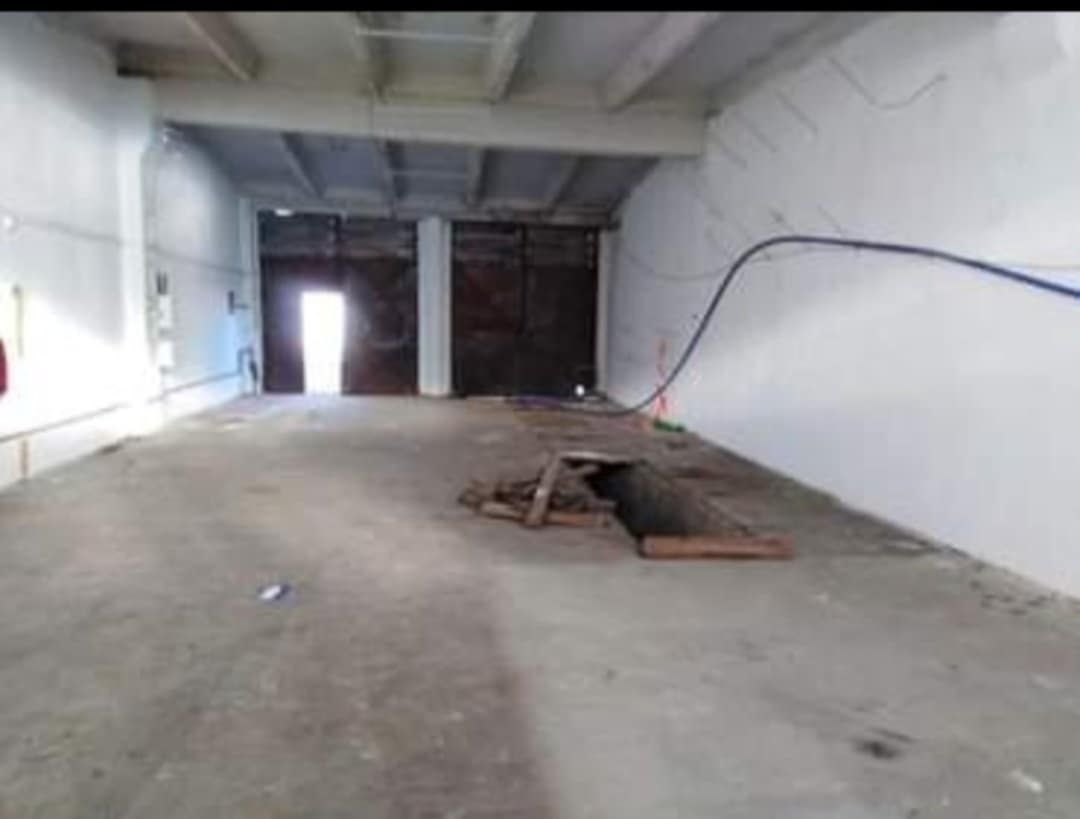 Hala/magazyn Chojna. Zdjęcie 2