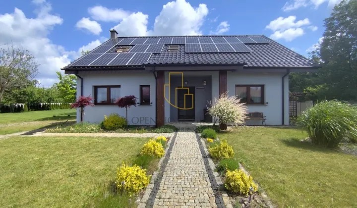 dom wolnostojący, 6 pokoi Czernica