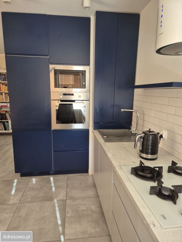 Mieszkanie 3-pokojowe Głogów, ul. Cypriana Kamila Norwida. Zdjęcie 2