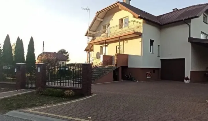 dom wolnostojący, 5 pokoi Bratoszewice