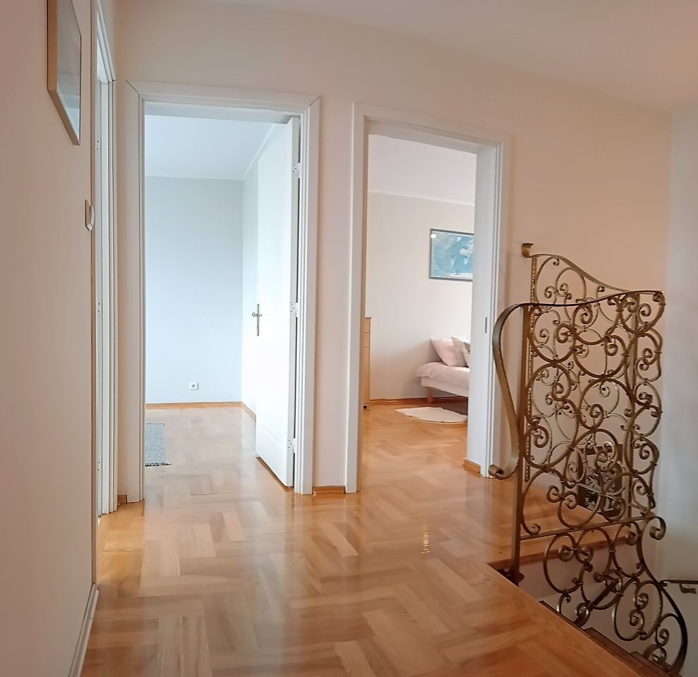 dom szeregowy, 8 pokoi Gdynia Dąbrowa. Zdjęcie 14