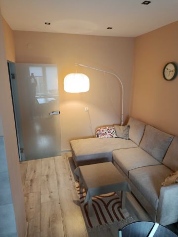 Mieszkanie 1-pokojowe Bytom Śródmieście. Zdjęcie 1