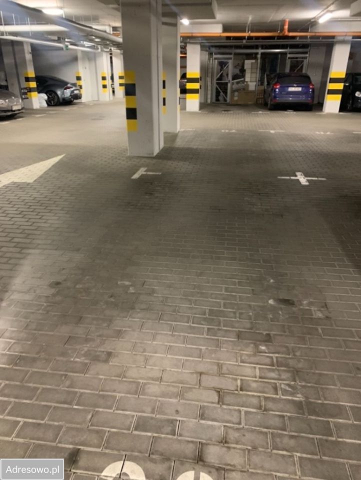 Garaż/miejsce parkingowe Poznań Nowe Miasto, ul. Smolna