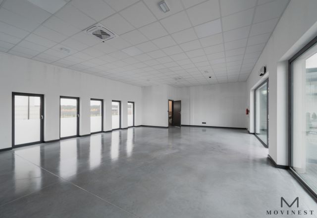 Lokal Trzykolne Młyny, ul. Daliowa. Zdjęcie 9