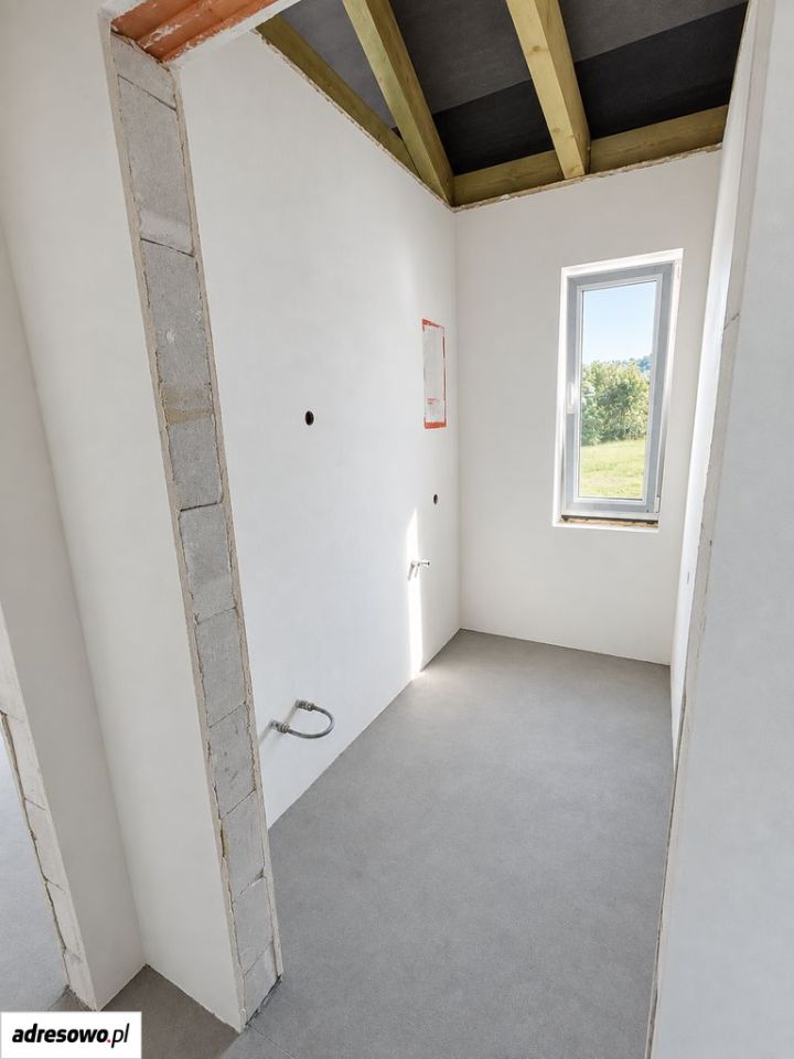 dom szeregowy, 5 pokoi Wojciechowice. Zdjęcie 9