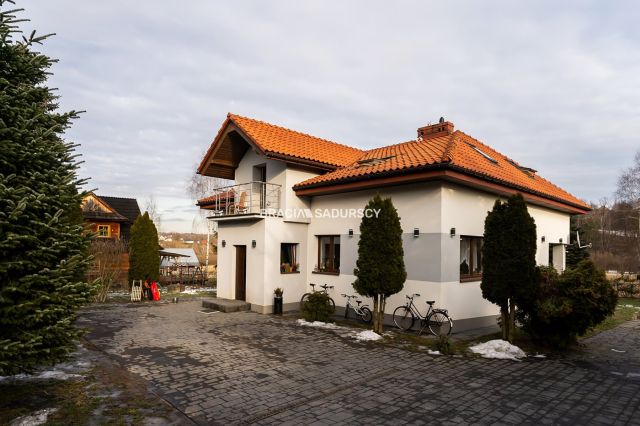 dom wolnostojący, 7 pokoi Myślenice. Zdjęcie 34