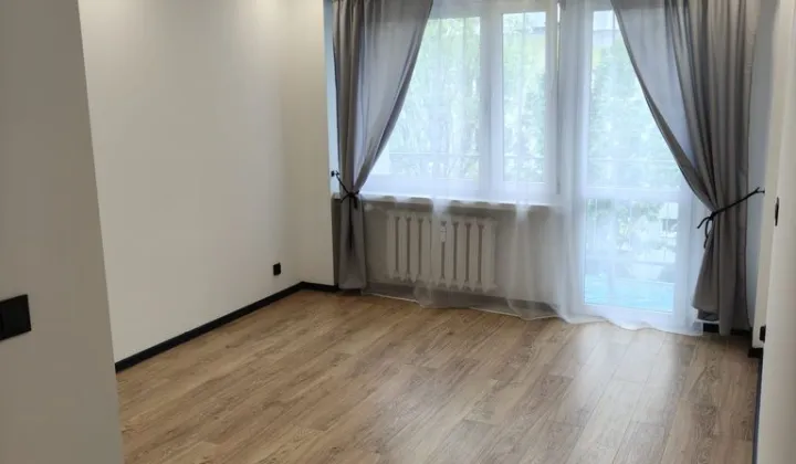 Mieszkanie 3-pokojowe Dzierżoniów, os. Różane