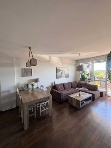 Mieszkanie 3-pokojowe Kraków Wzgórza Krzesławickie, ul. Niebyła. Zdjęcie 1