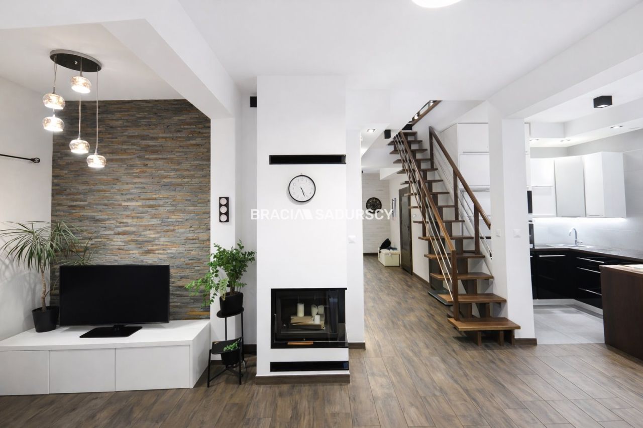 Mieszkanie 5-pokojowe Kraków Swoszowice, ul. Władysława Taklińskiego. Zdjęcie 1