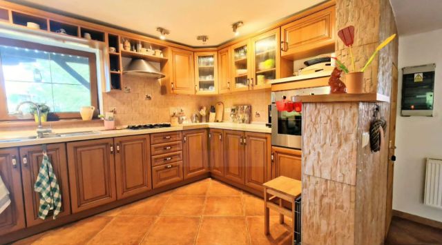 dom wolnostojący, 14 pokoi Rychnowska Wola. Zdjęcie 25