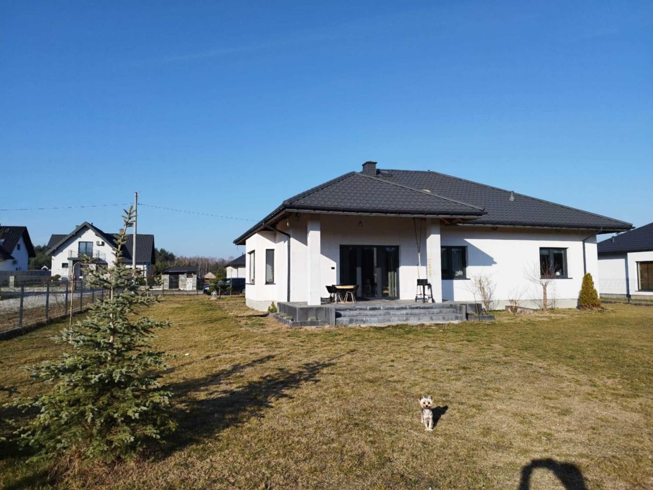 dom wolnostojący, 3 pokoje Sadek. Zdjęcie 8