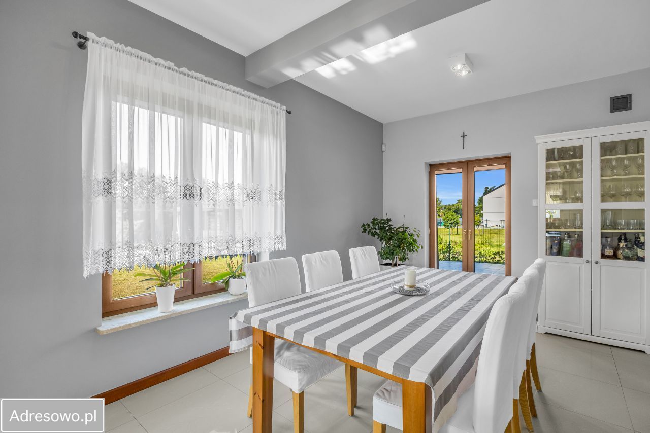 dom wolnostojący, 6 pokoi Bramki, ul. Dworcowa. Zdjęcie 7