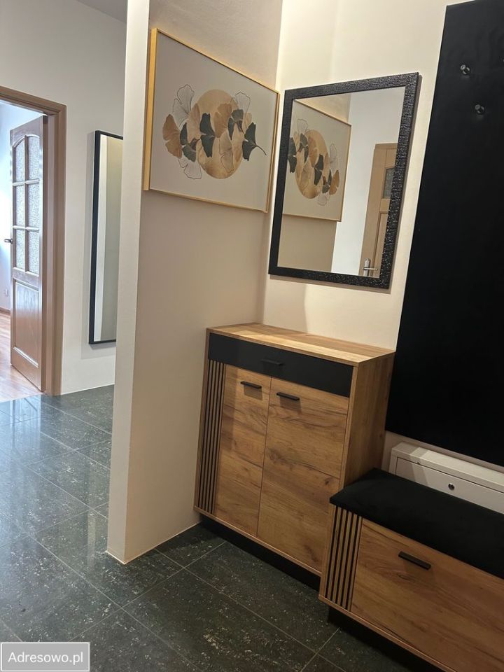 Mieszkanie 3-pokojowe Warszawa Wilanów, ul. Wiktorii Wiedeńskiej. Zdjęcie 2