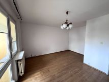 Mieszkanie 4-pokojowe Bełchatów. Zdjęcie 4