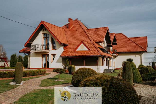 dom wolnostojący, 6 pokoi Wróblew. Zdjęcie 2