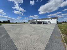 Hala/magazyn Łęka Mroczeńska. Zdjęcie 1