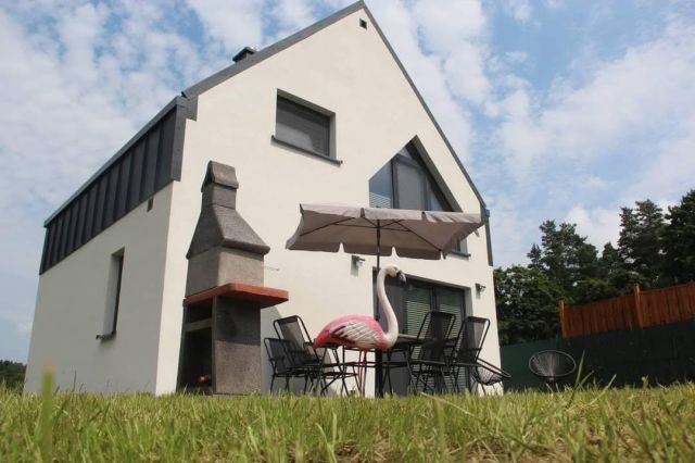 dom wolnostojący, 2 pokoje Siemiany. Zdjęcie 1