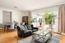 dom wolnostojący, 7 pokoi Chyliczki. Zdjęcie 4