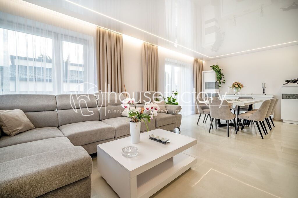 dom wolnostojący, 6 pokoi Koluszki. Zdjęcie 7