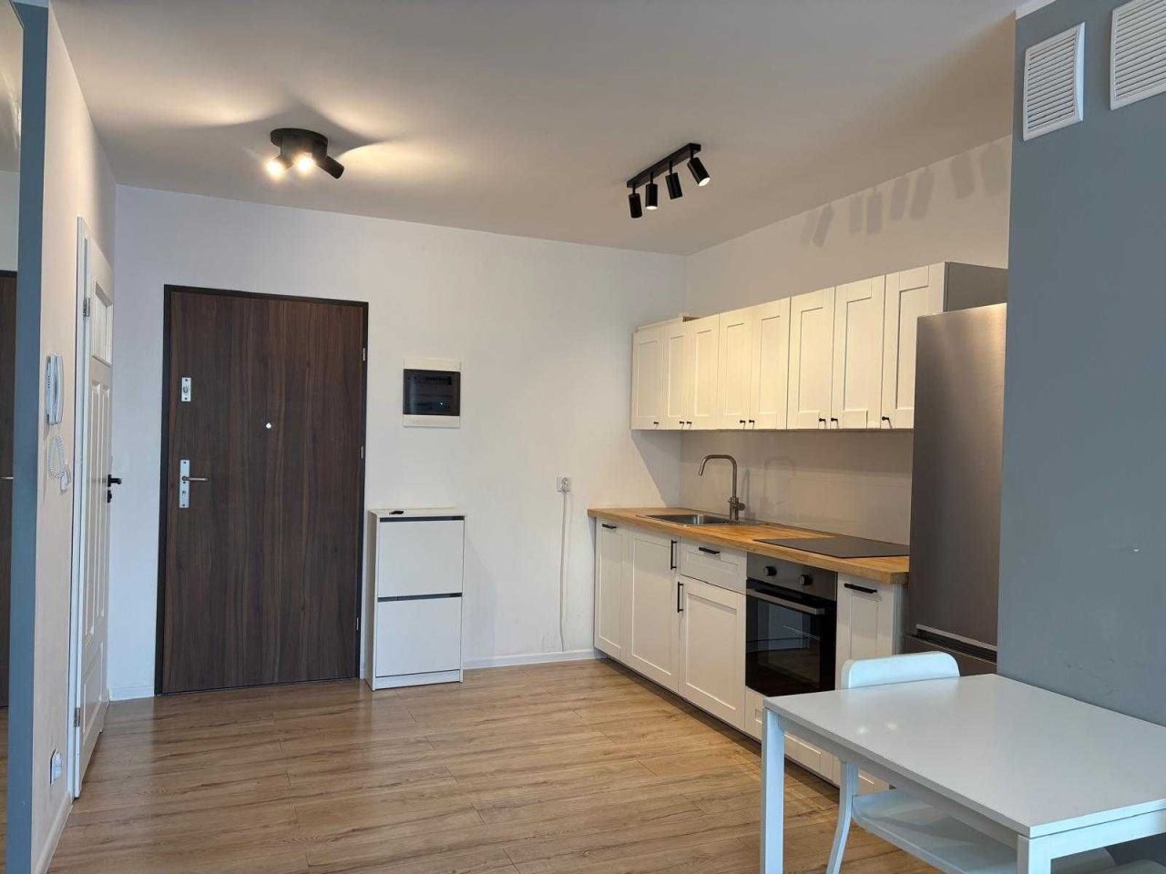 Mieszkanie 1-pokojowe Mikołów Reta Śmiłowicka. Zdjęcie 5