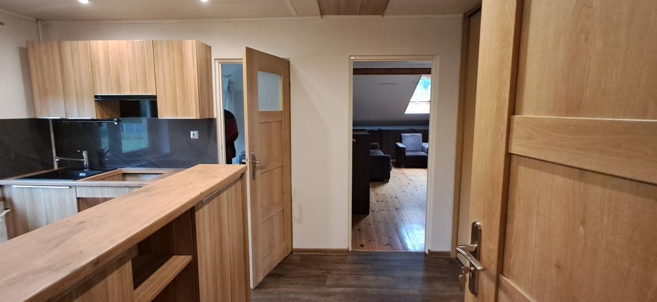 dom wolnostojący, 14 pokoi Wieszowa, ul. Tarnogórska. Zdjęcie 16